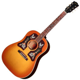 Margo Price J-45 Heritage Cherry Sunburst 1